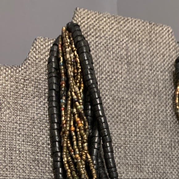 🐞2 for 30🐞Chunky Wood and Metal Necklace - Picture 2 of 3